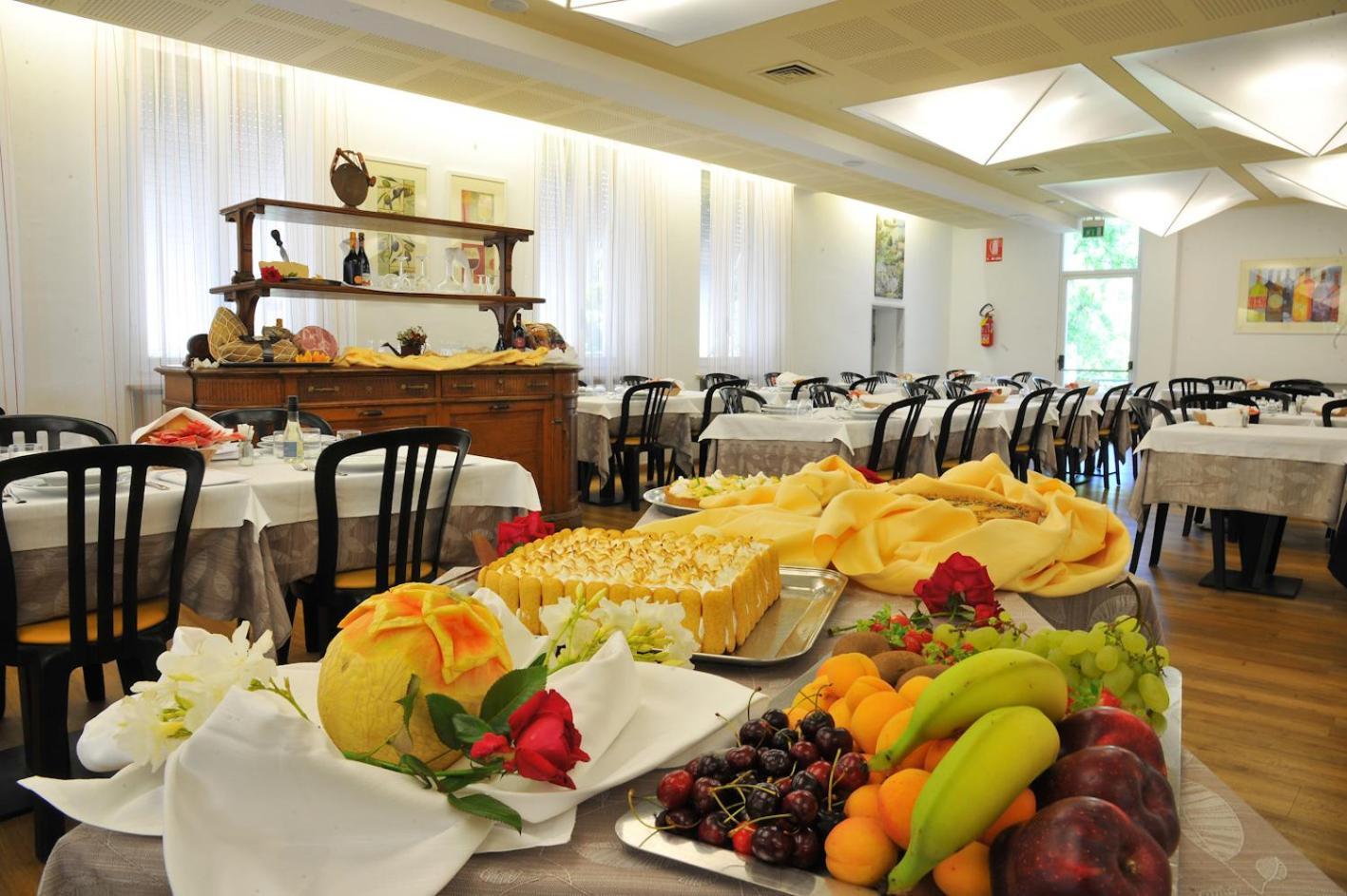 Hotel Terme Монтичели Терме Екстериор снимка